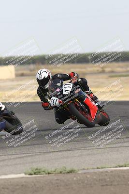 media/Sep-07-2024-Pacific Track Time (Sat) [[9bb89f5e83]]/A group/Phone Wall Paper 1000am/